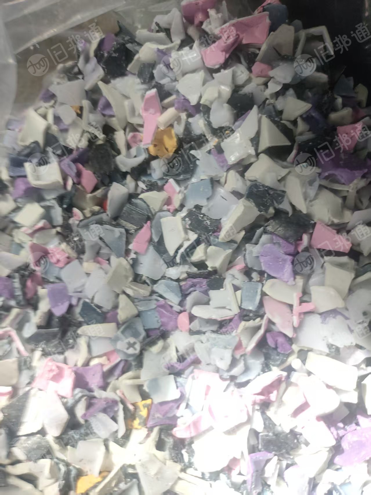 出售键盘合金破碎料，月供50吨