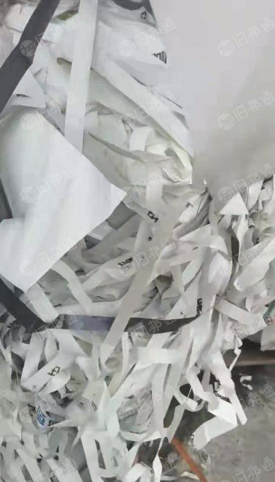 出售Pet塑料纸废料，板材膜下来的，现货有15吨