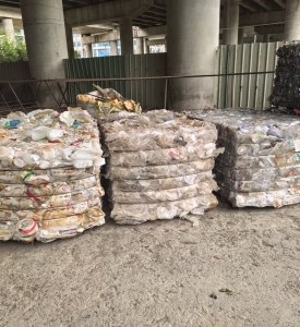 长期出售餐盒压块