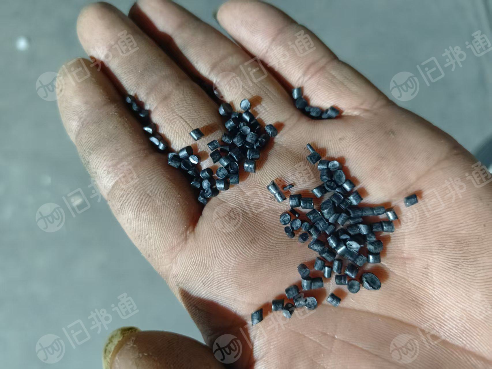 出售珍珠棉颗粒，白色黑色两种，双60、80目都有