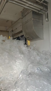 长期出售opp膜废料，现货60吨，月供3车左右