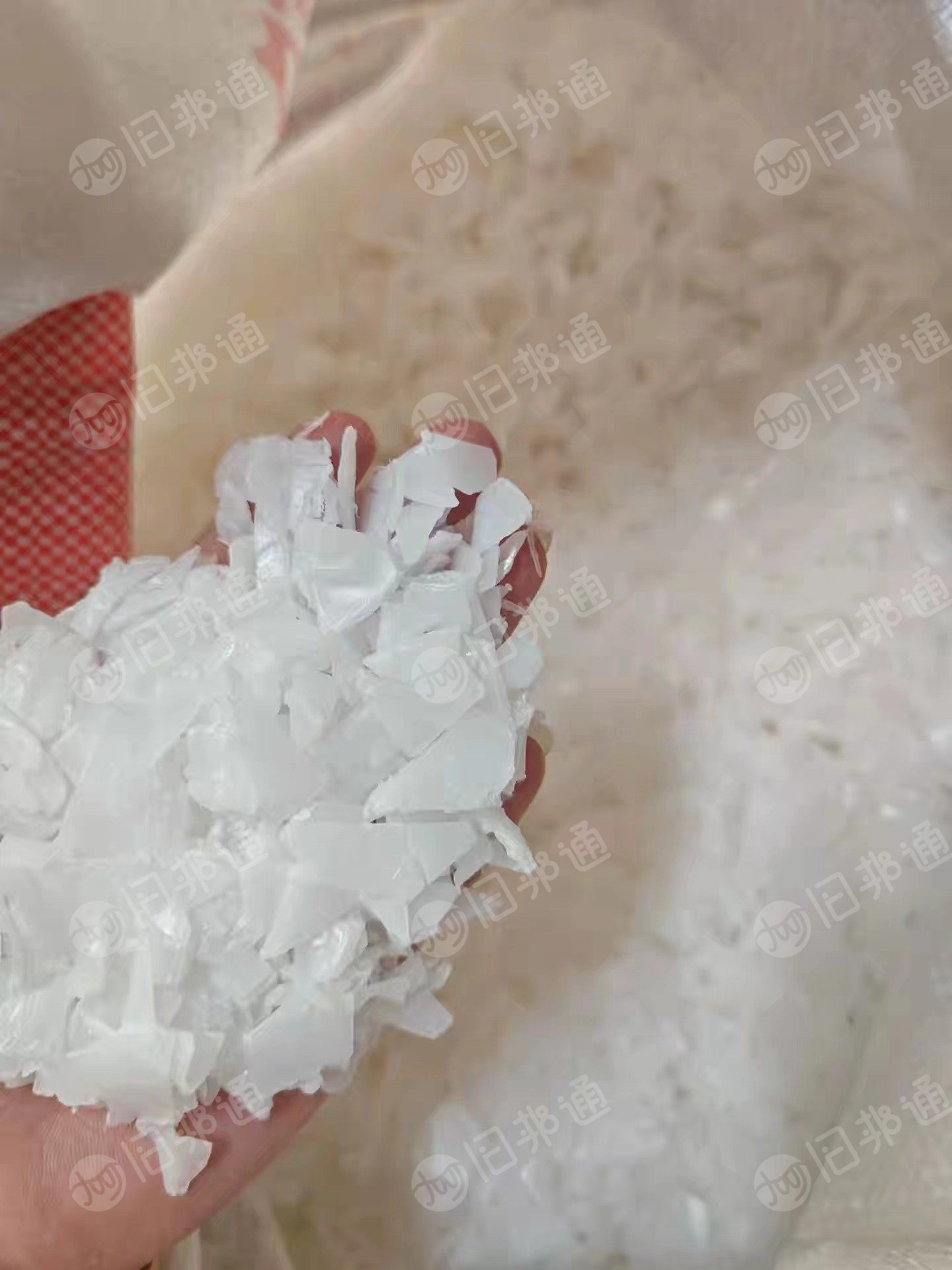 长期出售纯透析桶破碎料，ab桶破碎料，现货一挂车