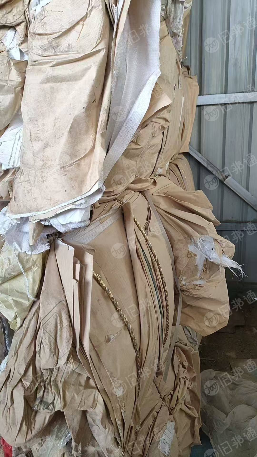 出售纸塑袋，现货5吨，