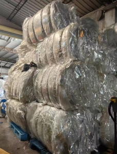 大量出售PET滑膜废料，有压包和吨包两种，直接下机料，现货200吨