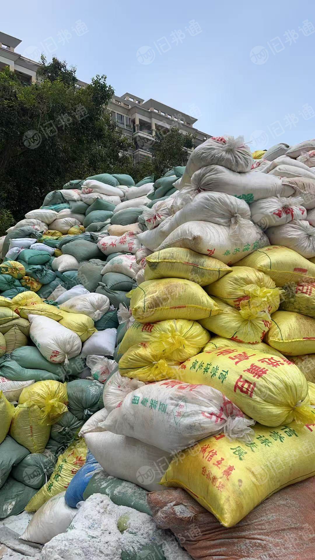 长期出售亚克力粉混料，其中90%亚克力，10%PET；每月500吨左右