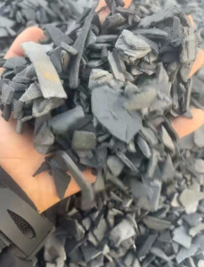 出售PP褪漆保险杠破碎料