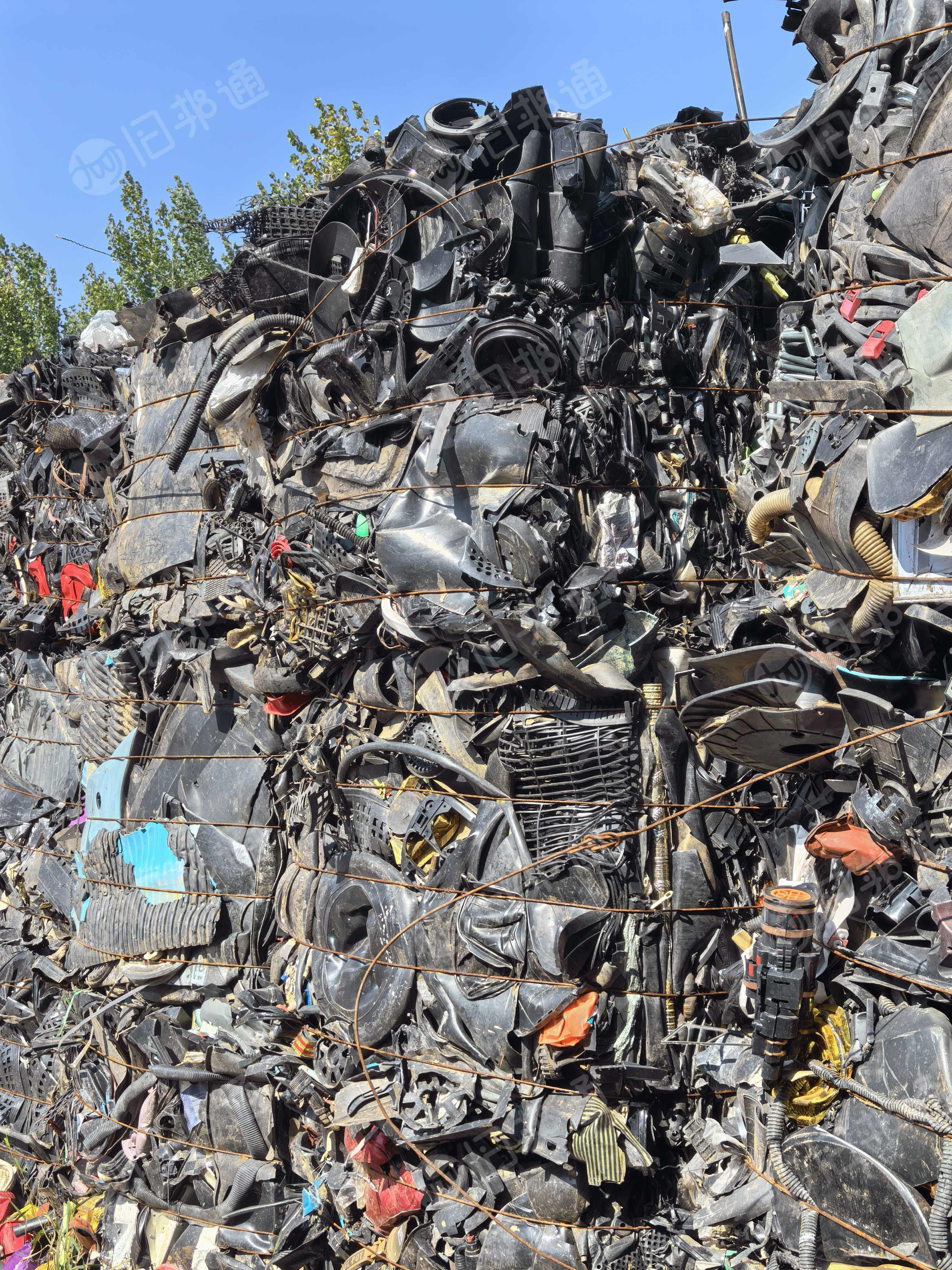 出售黑丙压块，月供1挂车多