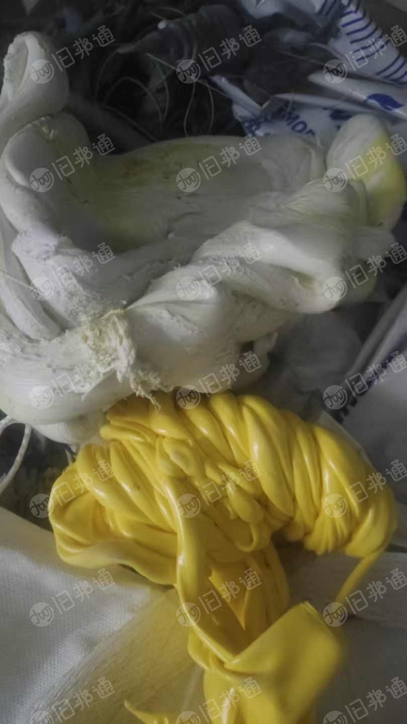 出售电缆厂下来的机头料，有PE，TPEE，PUR，PVC，TPV这几种材质，统货出，现货10多吨