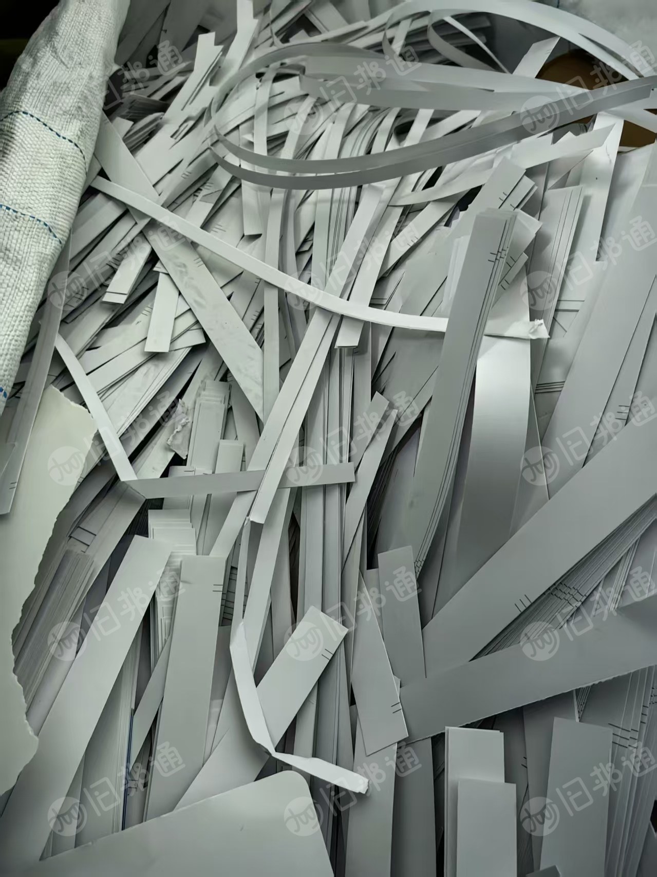 厂家长期处理做色卡下来的PP合成纸