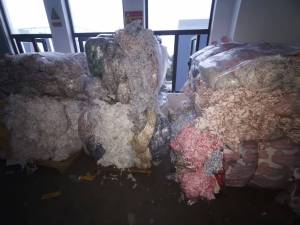 长期出售废不干胶纸边角料