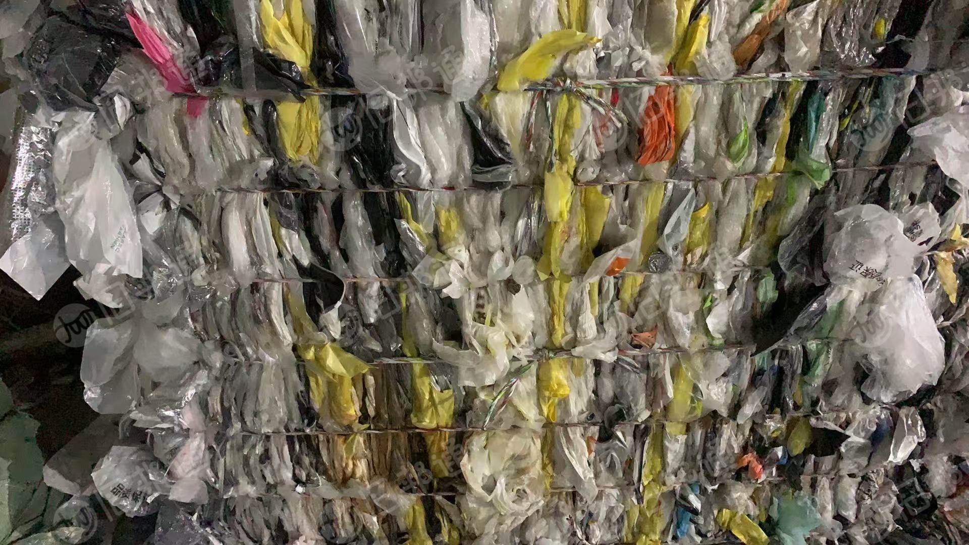 出售高压服装拉链袋，里面的卡纸基本都挑干净的