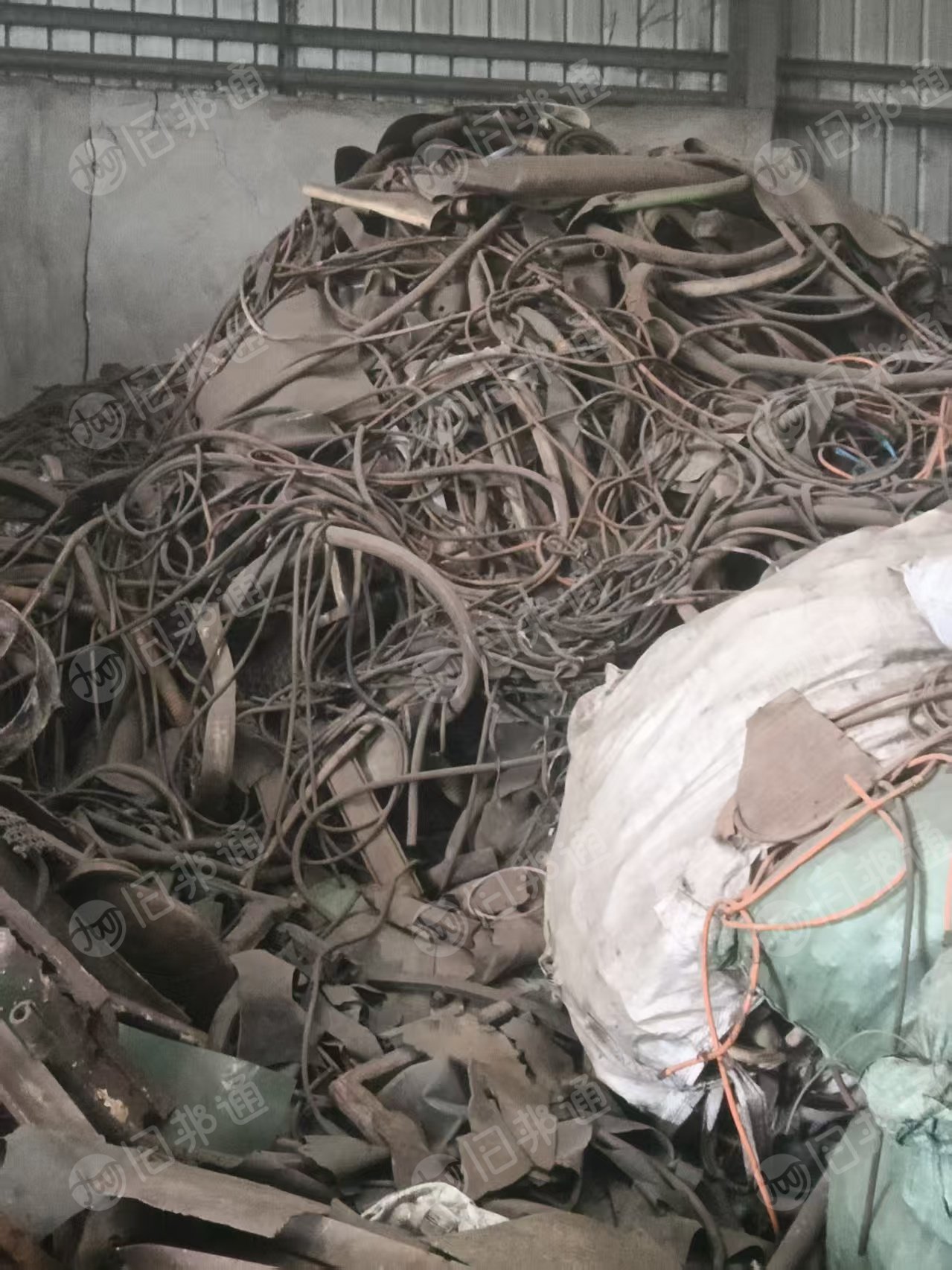 出售橡胶炼油料,有电机胶,电线皮一起的统货