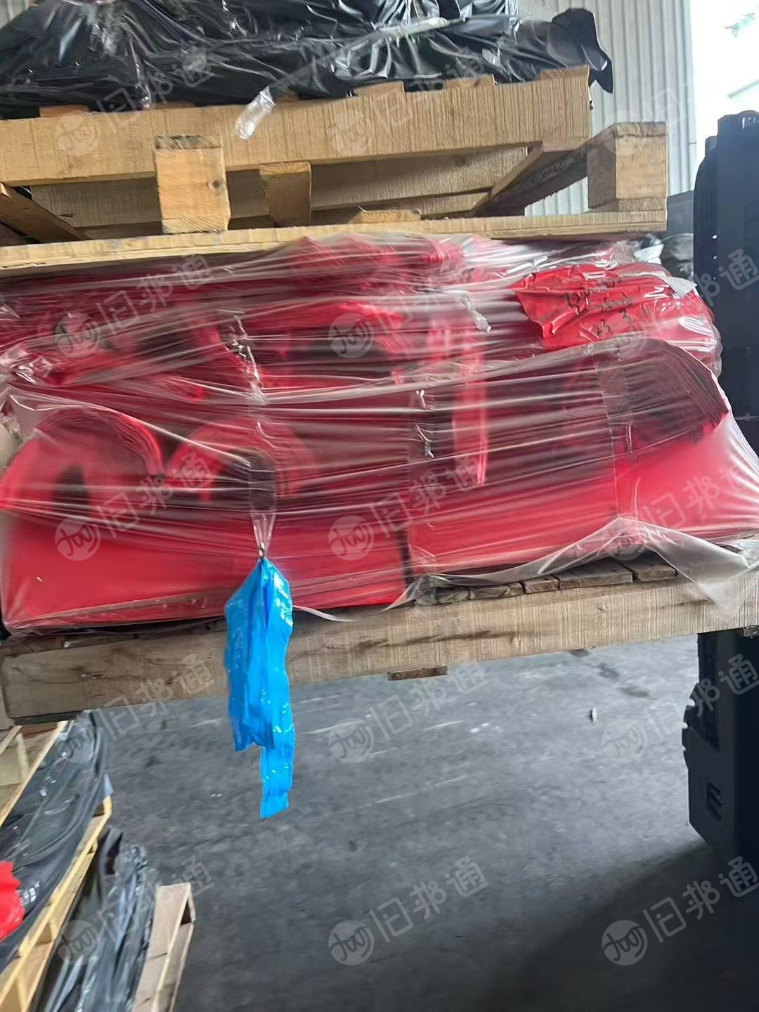 长期出售PVC软膜,多种颜色;