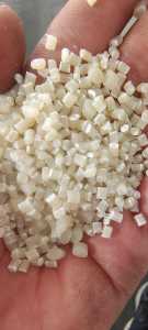 长期出售ABS光伏板颗粒，一级二级都有