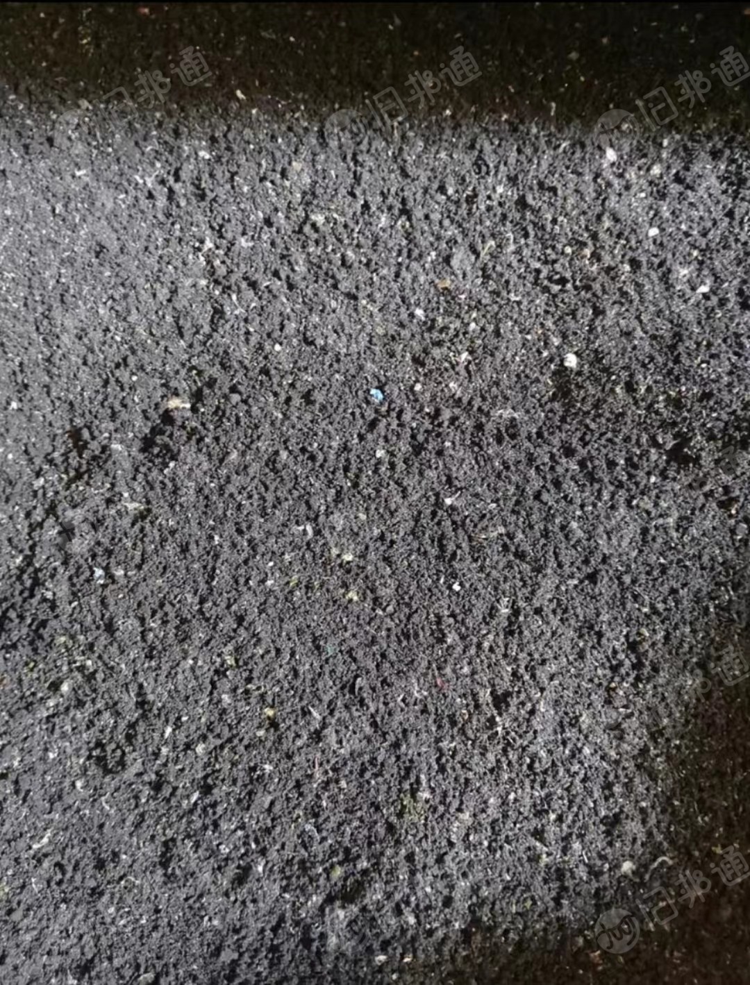 长期出售pvc网片磨粉料，适用于减速带，路障等