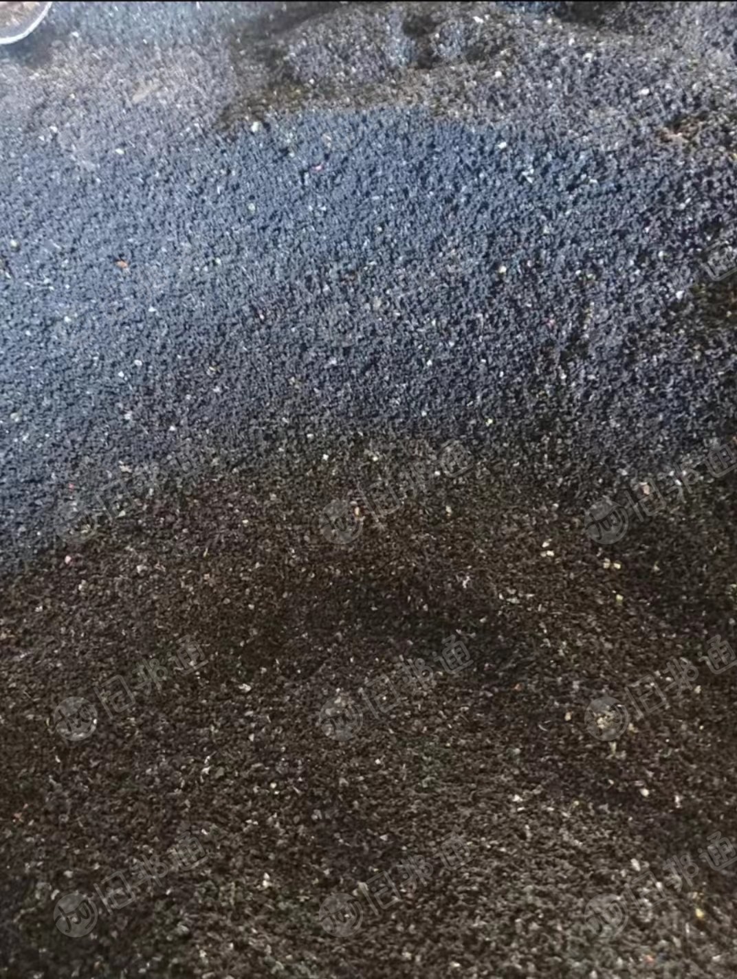 长期出售pvc网片磨粉料，适用于减速带，路障等