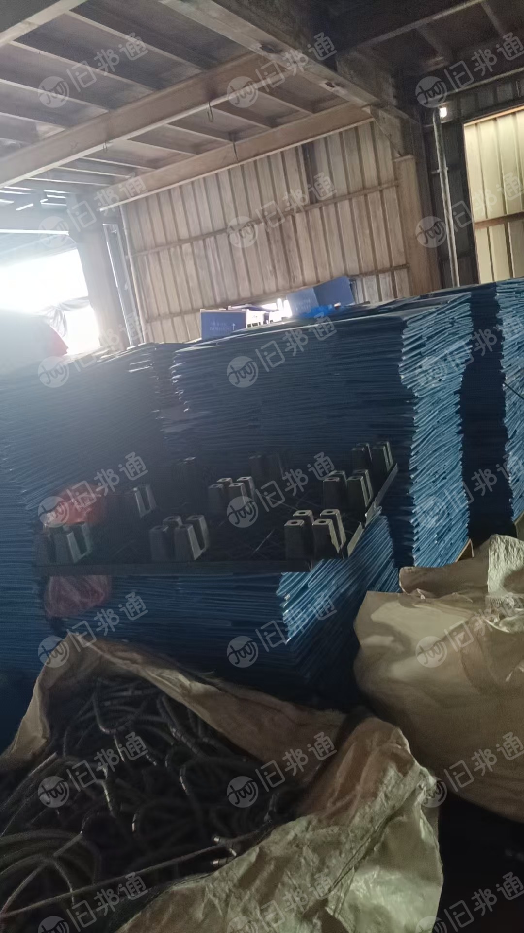 长期出售全漂的pp空心板废料