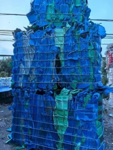 长期出售pp空心板废料，全漂的，现货10多吨