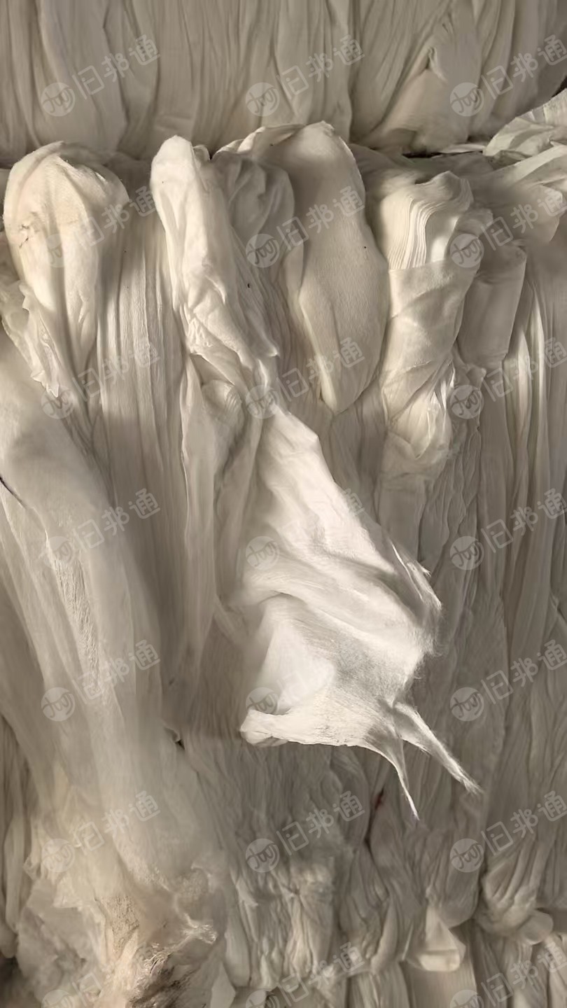 长期大量回收粘胶无纺布涤黏无纺布涤纶无纺布边角料，水刺无纺布边角料，开花用。