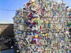 长期出售花乙压块，大小白压块，现货够车