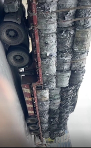 长期出售吨包废料，内含铝塑膜