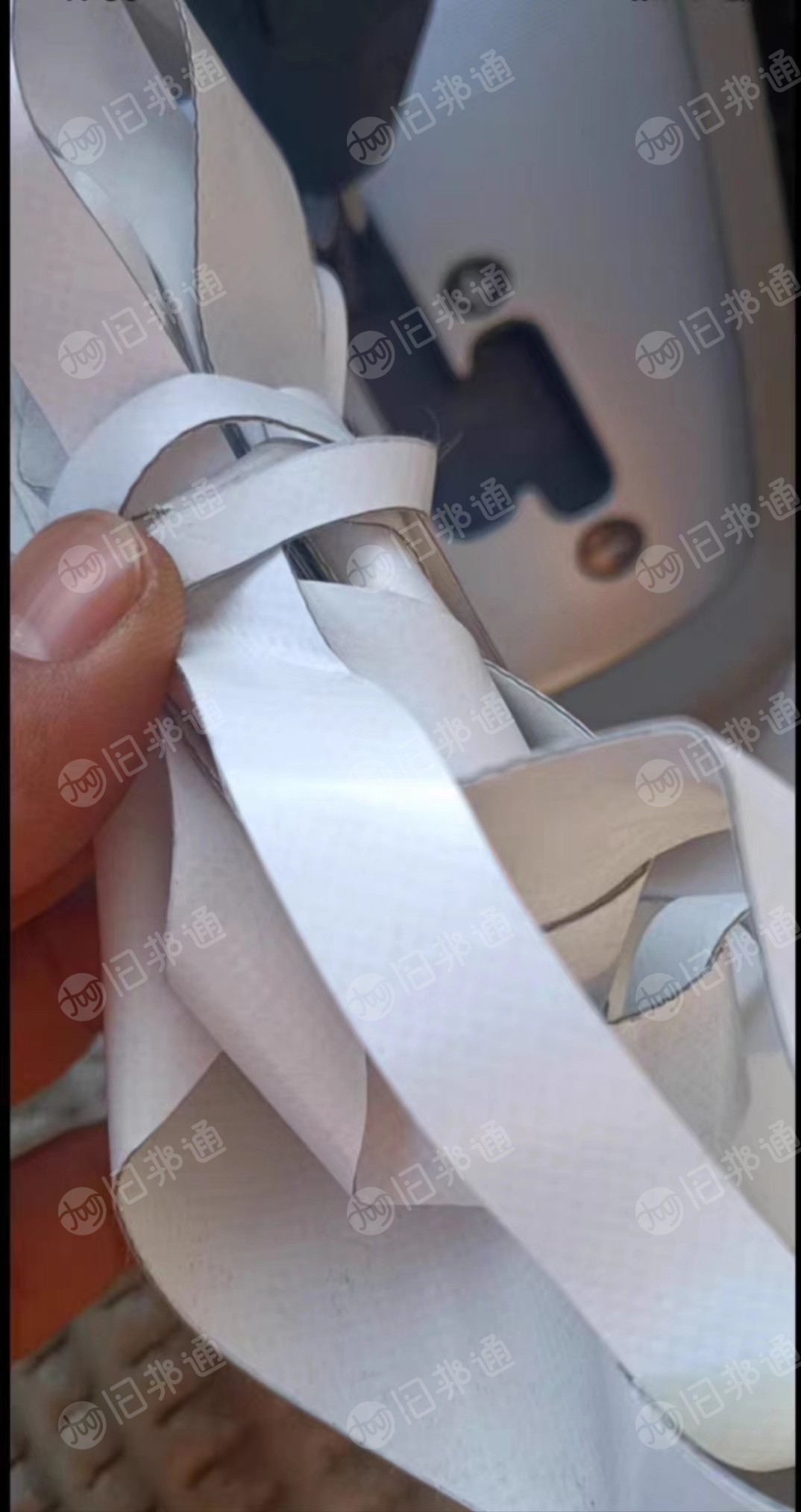 长期出售pvc气球膜边角料，混纤维丝，黑白蓝都有，大部分是白色，现货10吨左右