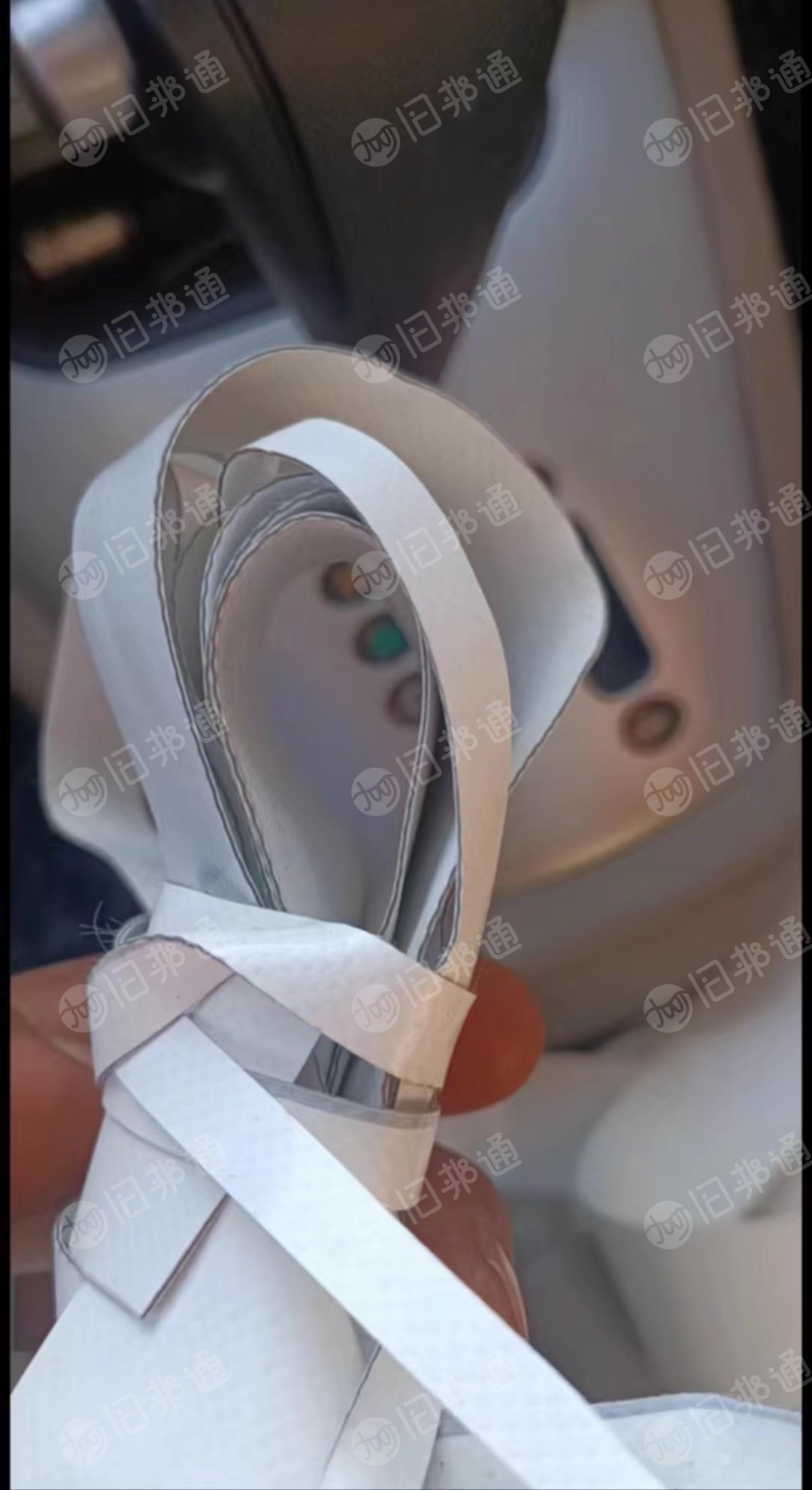 长期出售pvc气球膜边角料，混纤维丝，黑白蓝都有，大部分是白色，现货10吨左右