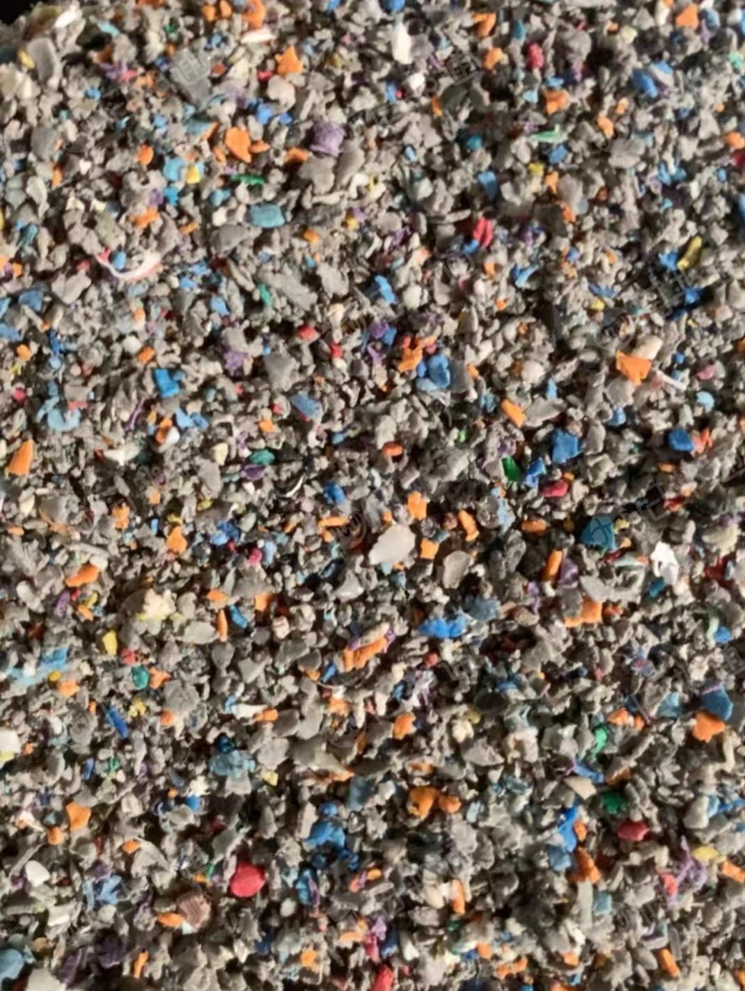 长期出售pvc线皮破碎料，纯网线的，清洗甩干，可直接上机，现货20吨