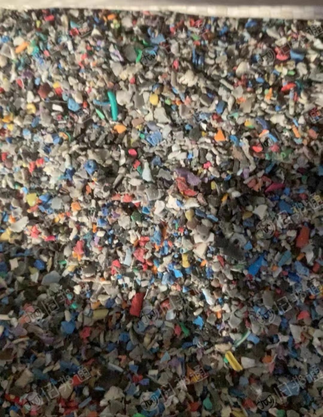 长期出售pvc线皮破碎料，纯网线的，清洗甩干，可直接上机，现货20吨