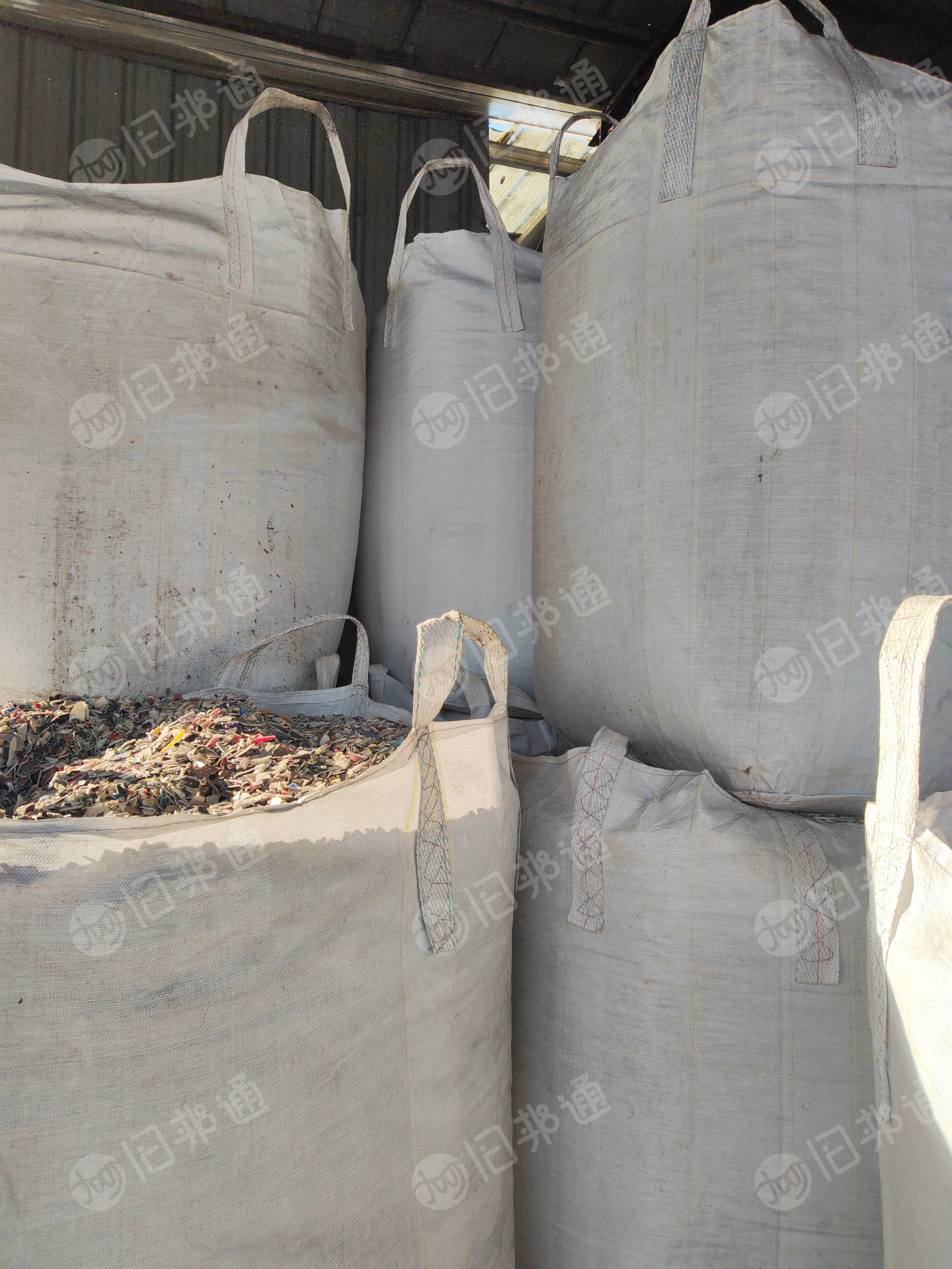 长期出售摩托车破碎料，过磁选甩干，月供200吨