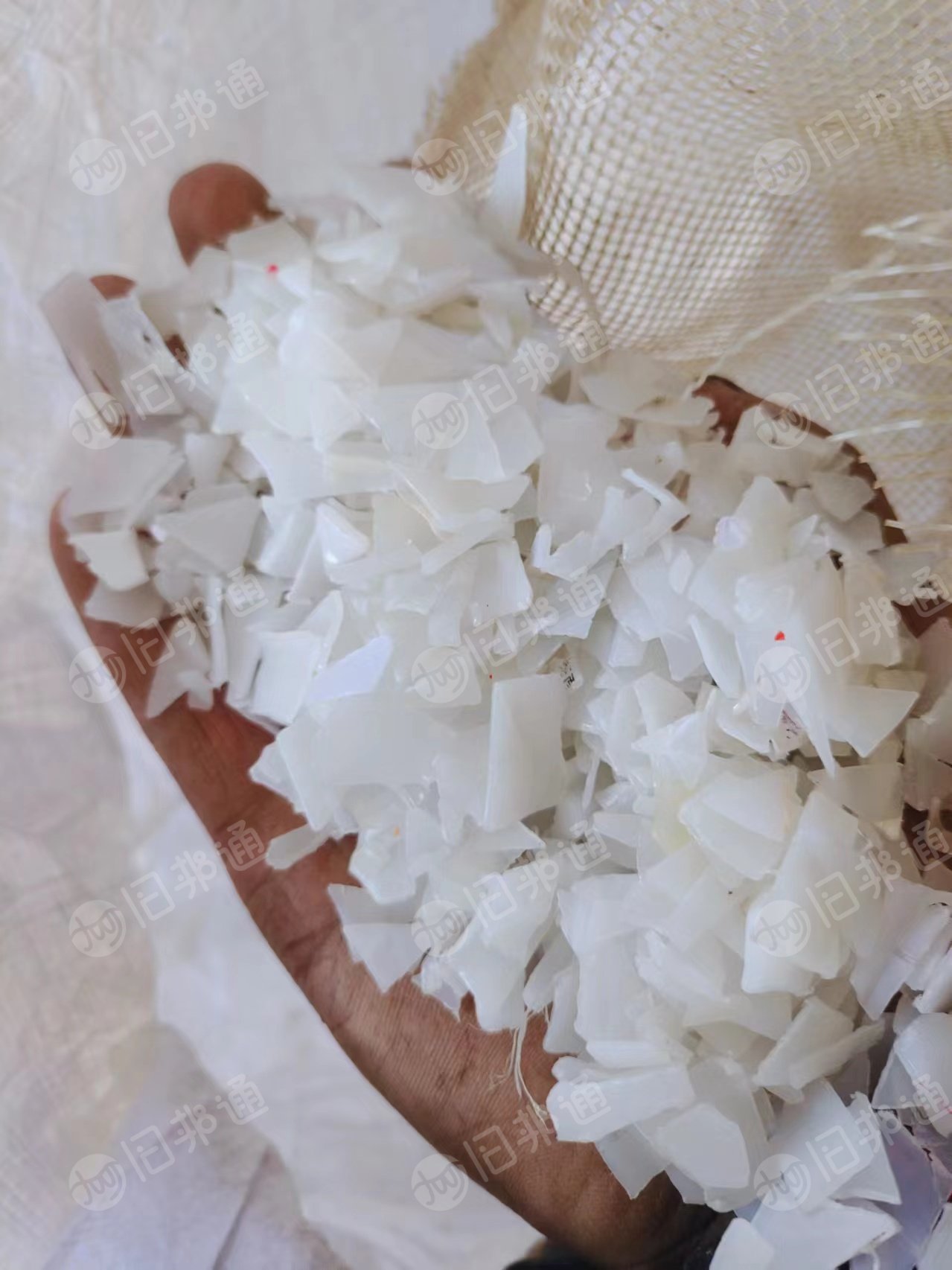 出售精品花乙破碎料,大小白破碎料,全漂过风选,月供300多吨