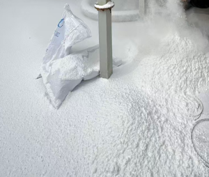 出售白色固体二酸醋纤维，生产香烟过滤嘴下来的，月供一挂车