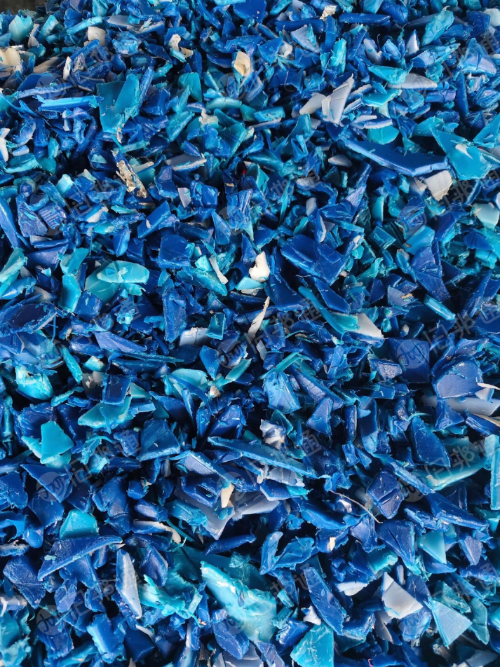 出售蓝桶破碎料