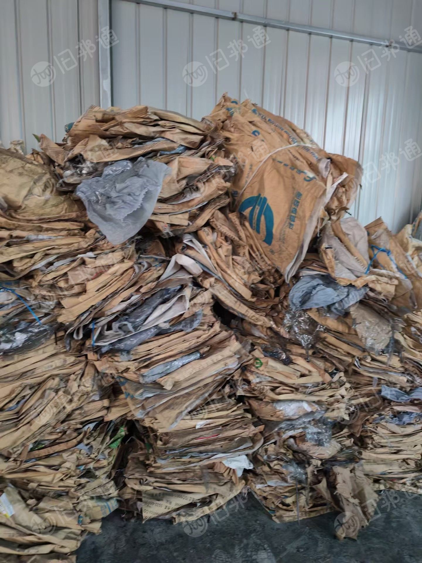 出售废旧纸塑袋，装电木粉下来的，里面带膜，长期有货