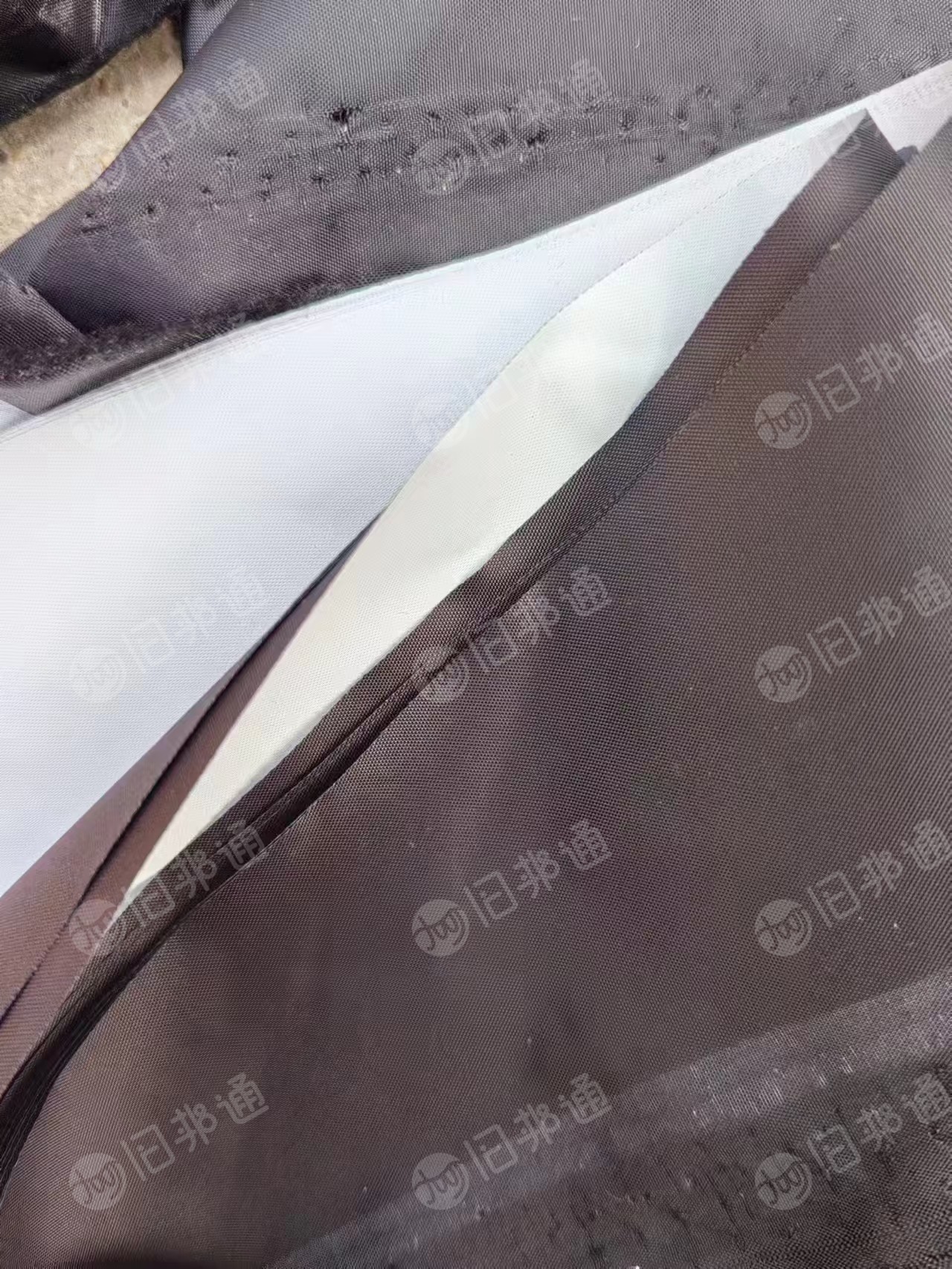 出售软质PVC雨伞边角料，现货四十吨