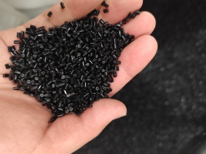 出售 PA12 再生颗粒