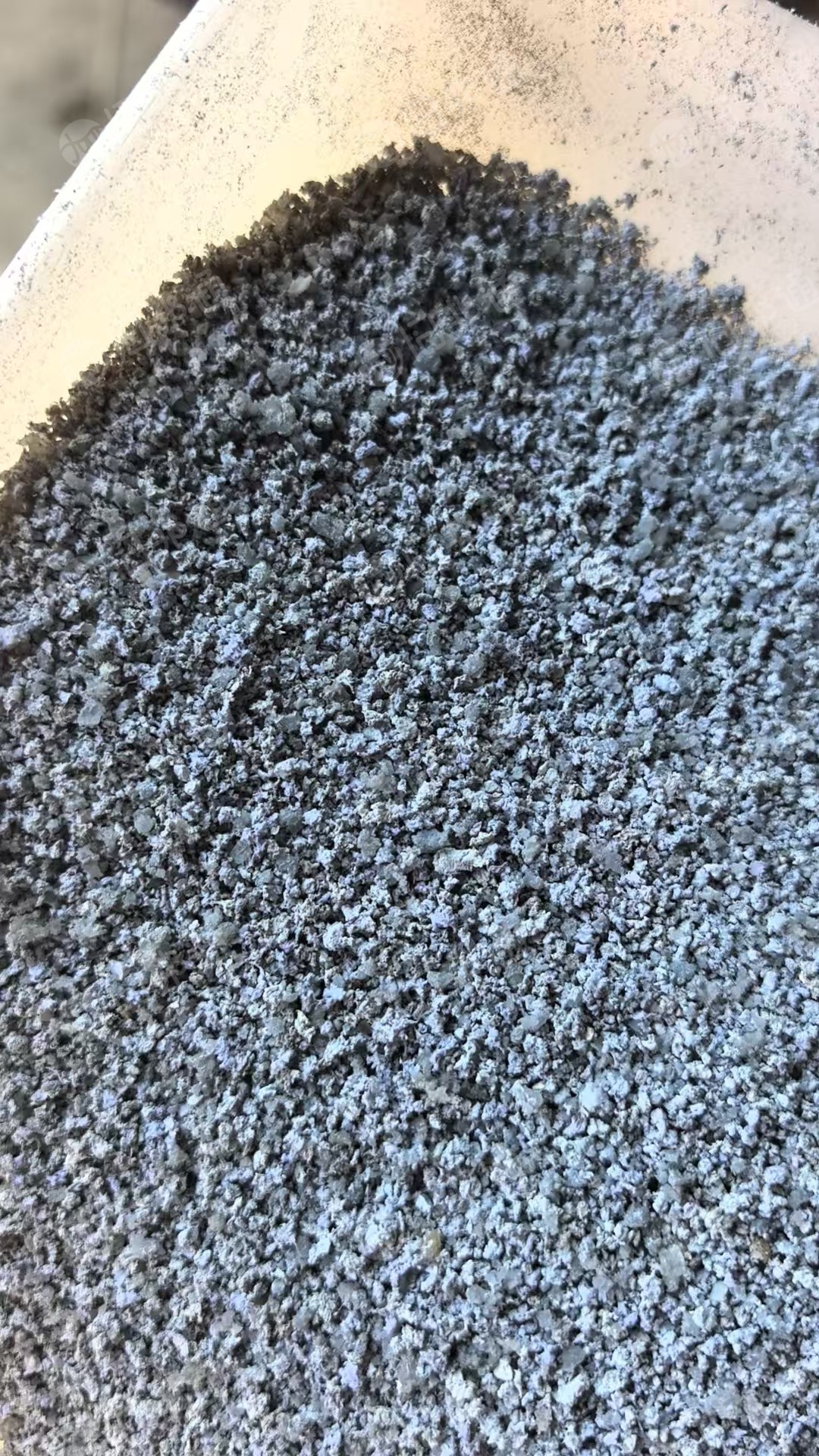 出售中性PVC过滤网片破碎料，有新料破碎料的，也有杂料，可造粒货直接上机