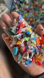 长期出售全漂花丙破碎料，过风选