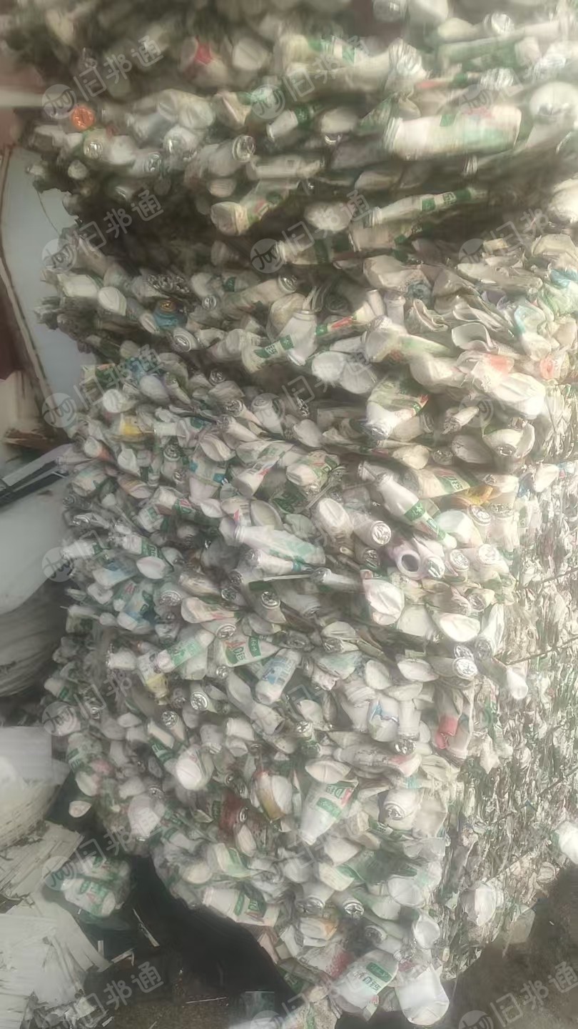 出售小白乙压块，现货10吨，纯娃哈哈压块