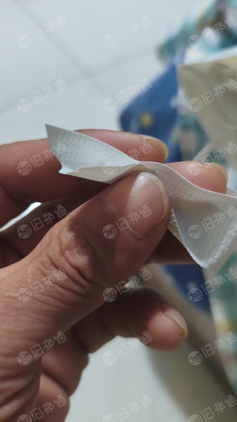 出售软质PVC边角料，进口广告布，一个月有三挂