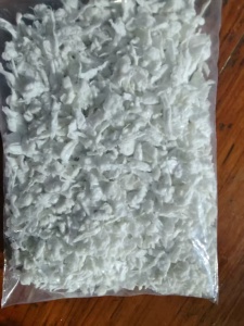 本厂长期求购涤纶废丝，涤纶干丝，涤纶水丝，要求纯涤纶，月需500吨