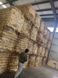 长期出售本色口杯纸边角料