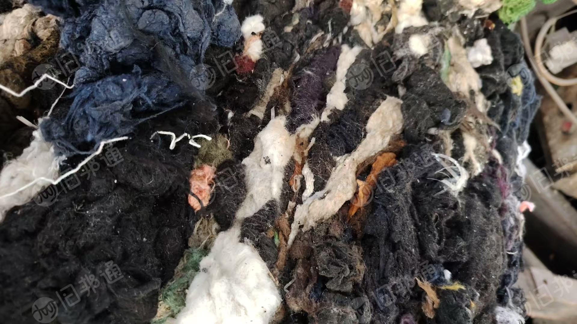 长期出售染厂废料，统货出，棉花，各种材质的废料，现货有十几吨，在山东菏泽