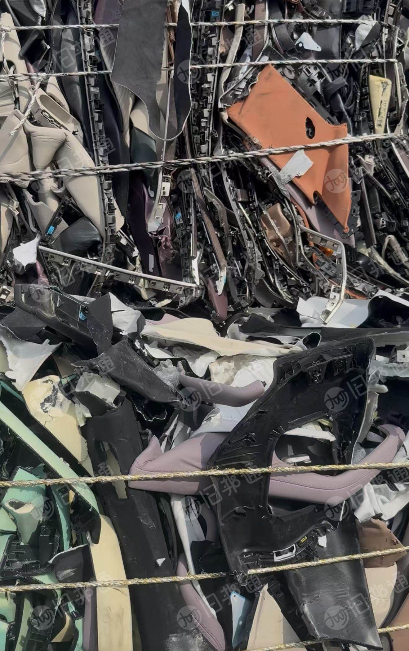 常年大量求购汽车内饰外饰，保险杠油箱打包毛料，需求量几百吨