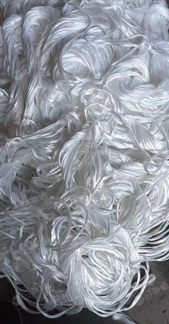 长期出售高分子聚乙烯丝，做绳产品下来的，干净没有带胶，货在江苏泰州