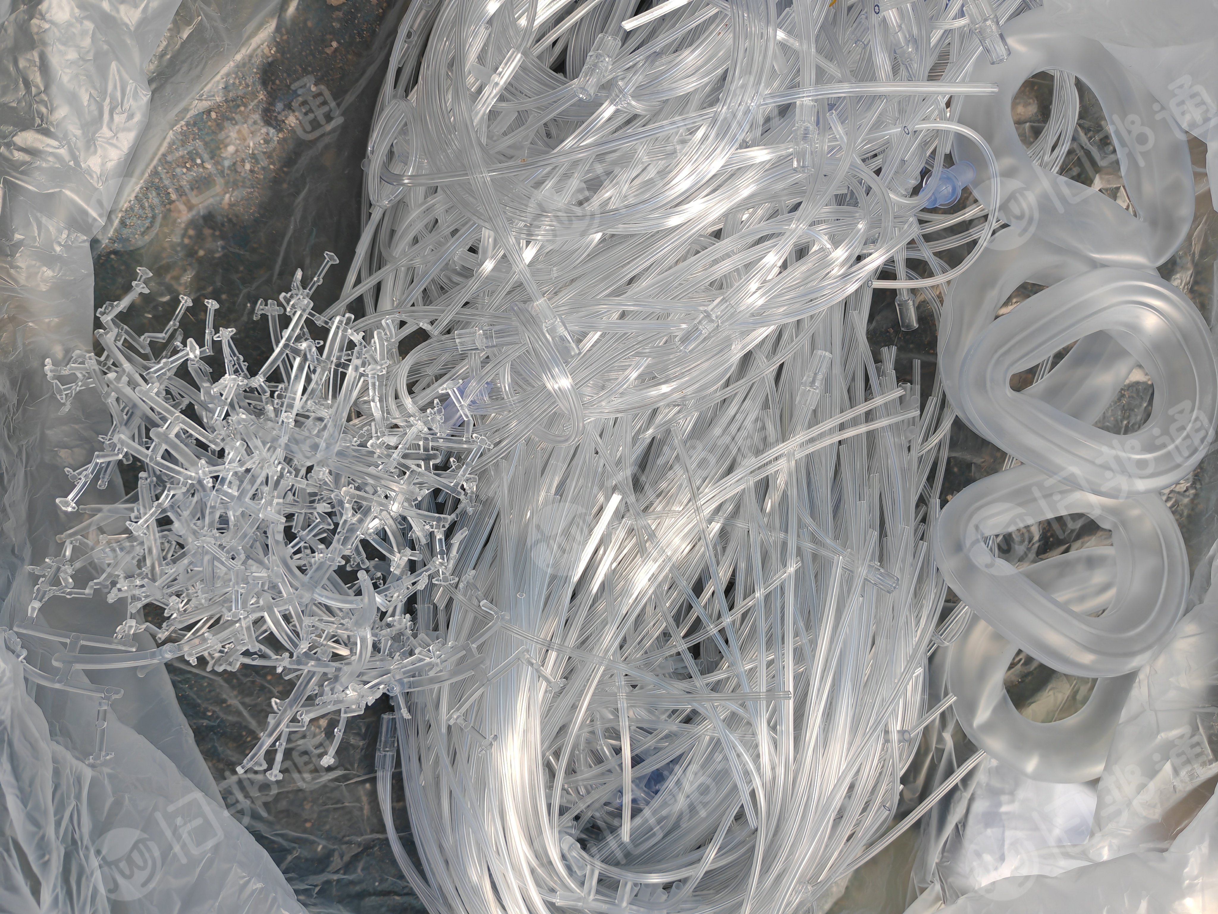 出售医疗厂下来的PP、软硬PVC边角料，月供30来吨