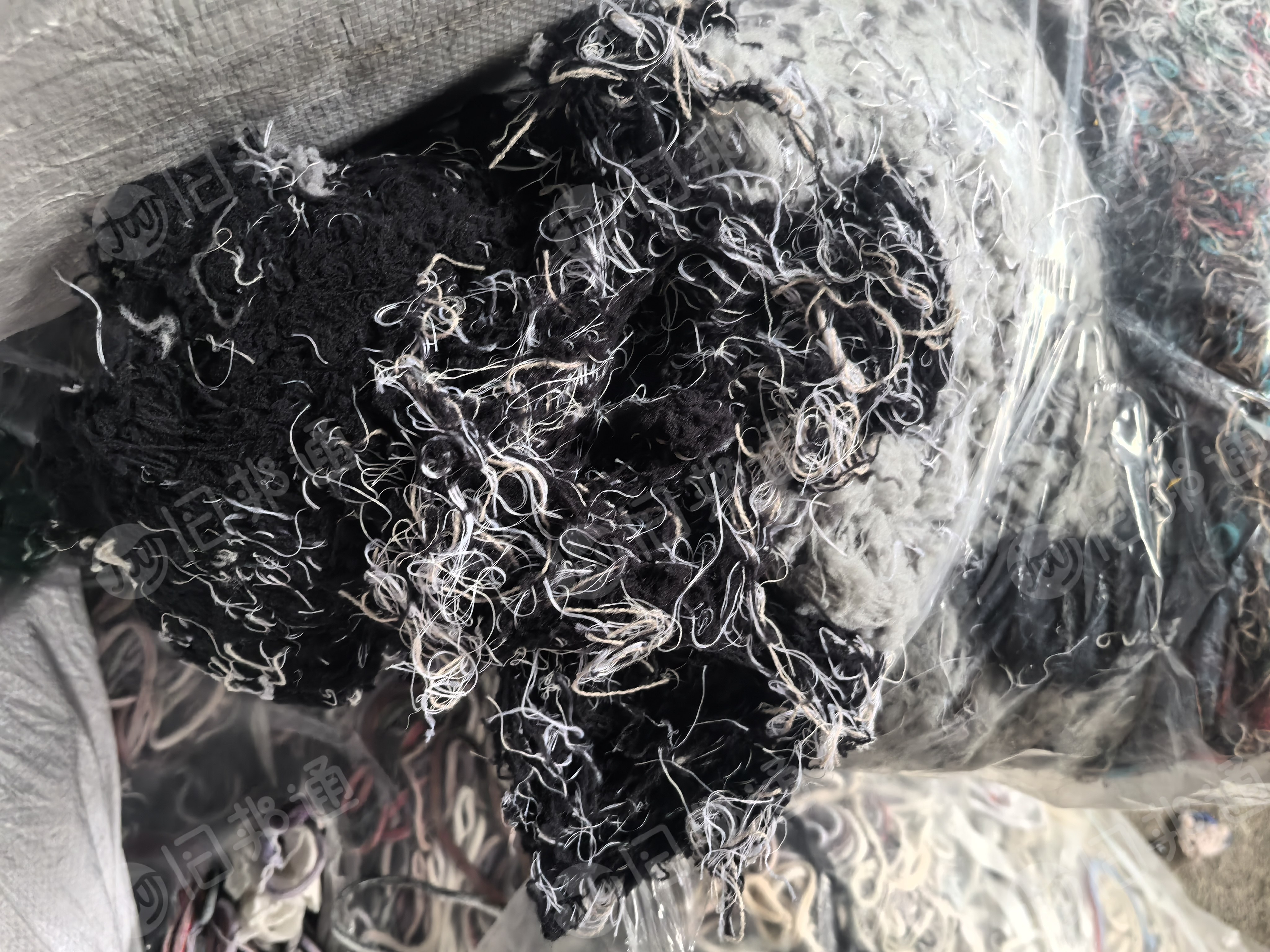 长期大量出售袜子下脚料，统货出，泡泡丝，袜圈，袜片，棉和涤纶的