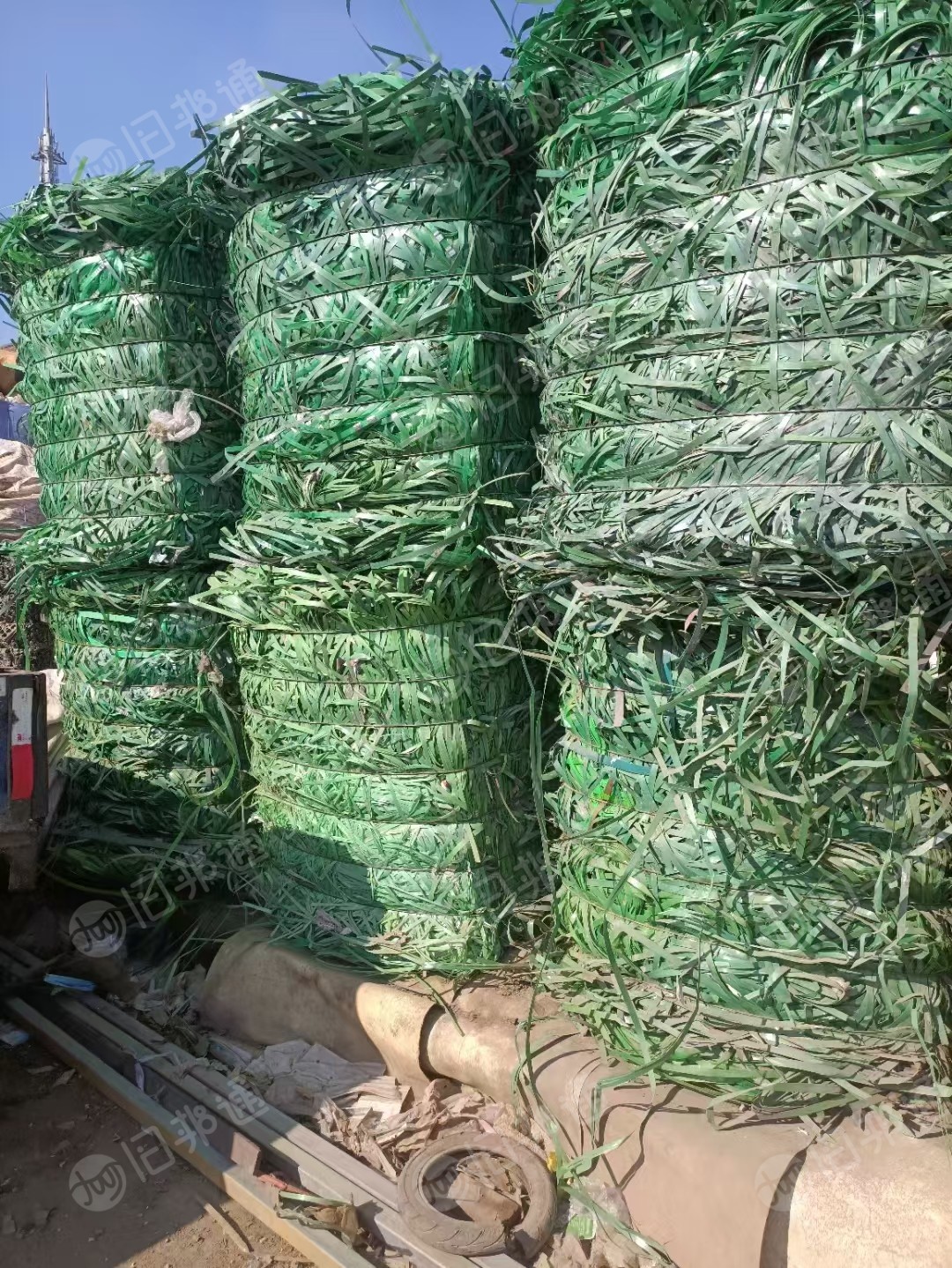 常年大量出售PET打包带毛料，每个月100吨