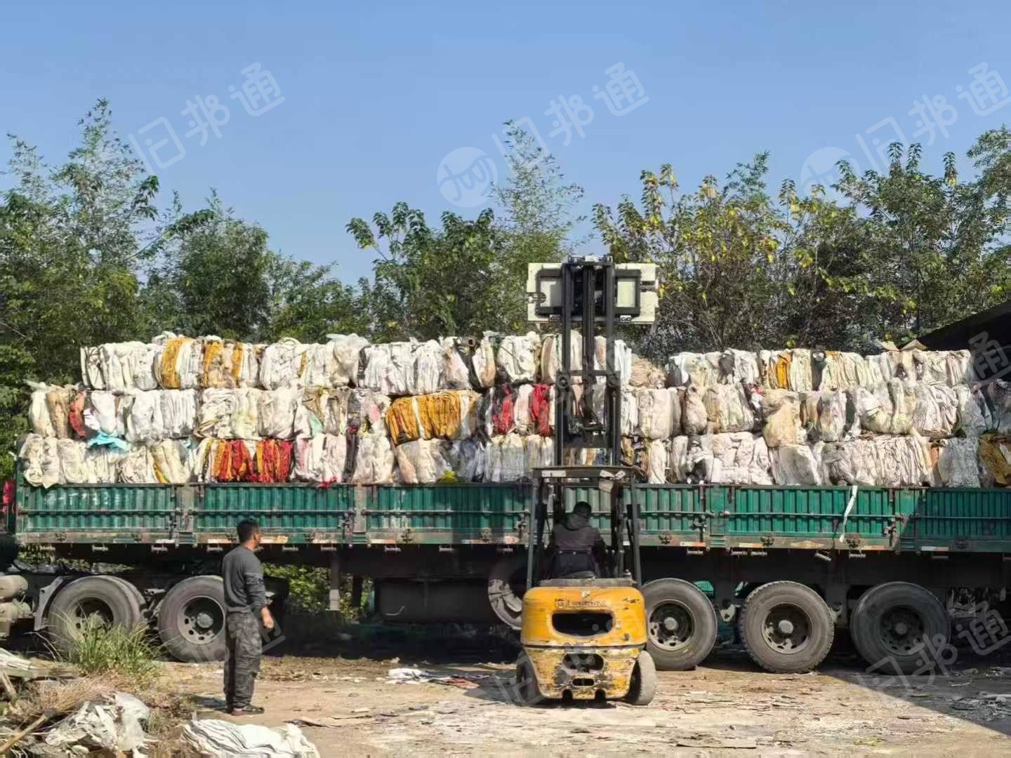 便宜处理一批纸袋包，没时间挑选   半卖半送