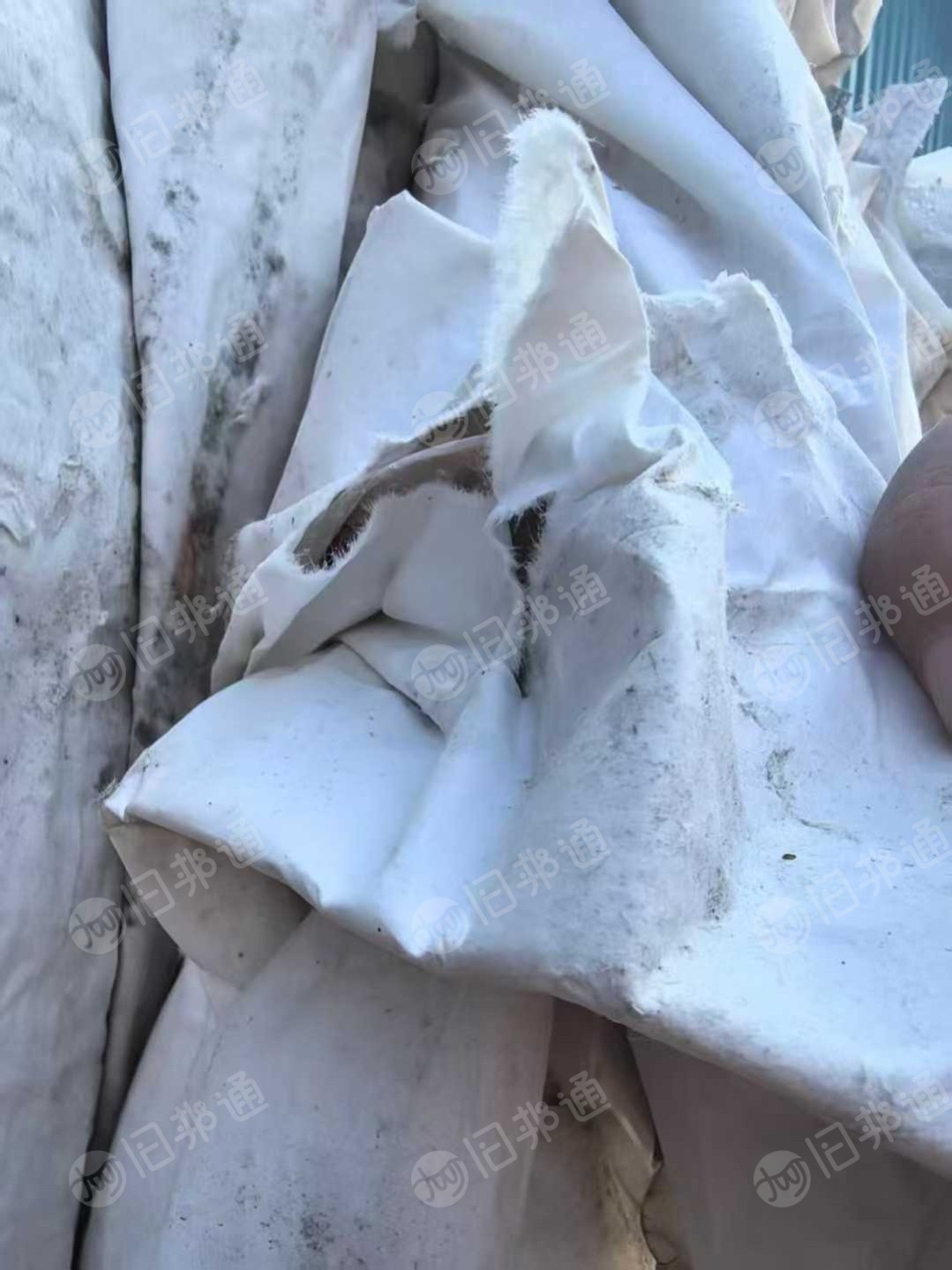 便宜处理一批纸袋包，没时间挑选   半卖半送